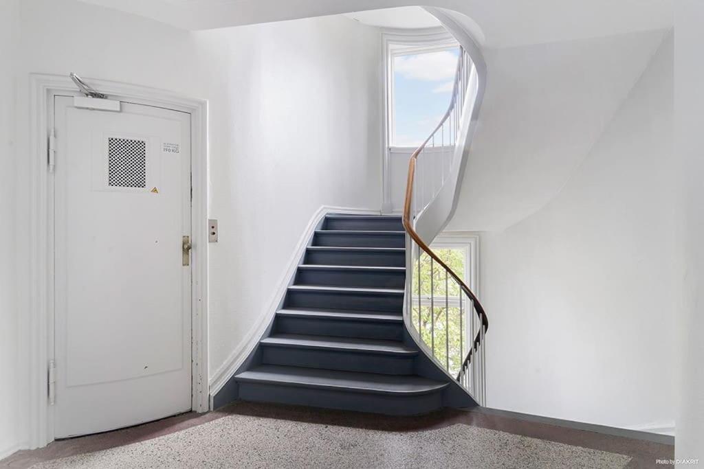 Appartamento Heart Of Downtown - Modern & Balcony